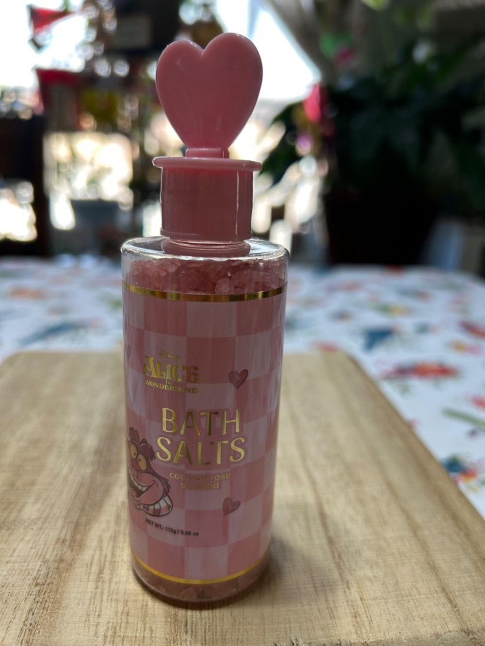 “Alice In Wonderland” Disney Scented Bath Salts with Heart Shaped Stoppers NEW - Picture 3 of 10